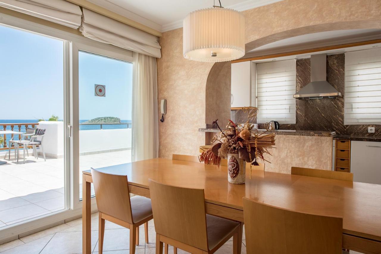 Apartamentos Es Cane Es Cana Eksteriør bilde